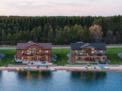 Sleeps 40! 2 Homes• Hot Tubs • Pickleball • Lake Front • Private Beach