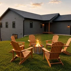 Rustic Retreat | Fall Lake Retreat | Fire Pit, Kayaks & Paddleboards