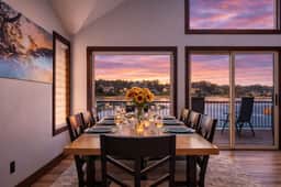 Beach Lake Oasis | Private Beach • Kayaks • Firepit • Game Room