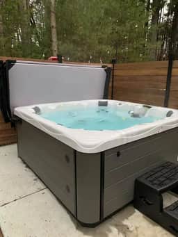 Hidden Lake Escape | Hot Tub | Near Dells
