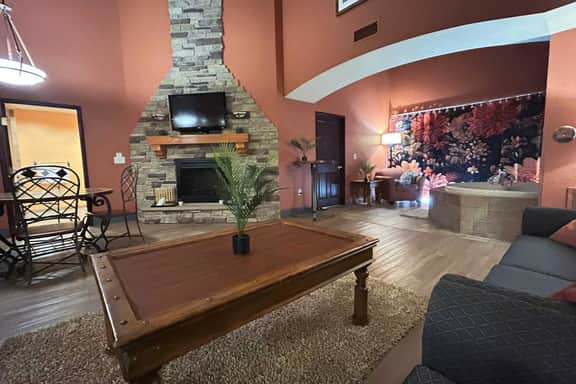 The Wisco Oasis#2 1st Floor 2 Bedroom Chula Vista Condo - Pet Friendly!