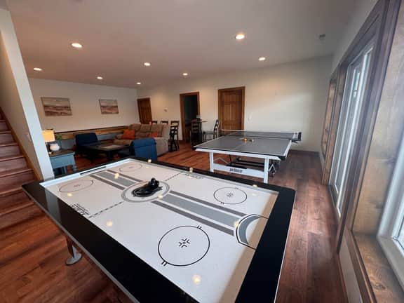 Sugar Sand Sunset | Beachfront | Sleeps 18 - Image 5