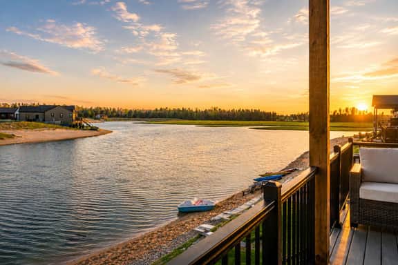 New! Sleeps 20 Luxurious Beachfront Retreat w/Hot Tub & Pickleball 